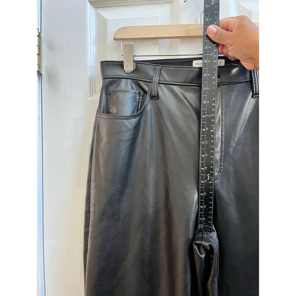 Abercrombie Fitch Curve Love Vegan Leather 90s Straight Ultra High Rise Pant 32 - Picture 12 of 15